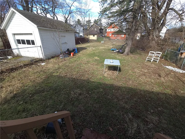 30 Flanders St — Photo 16