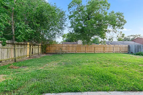 18067 Garden Manor Dr Photo 1