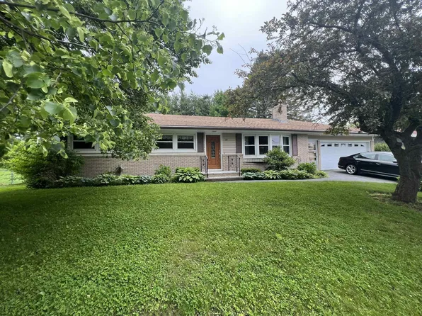 23 Champlain Avenue, Lewiston, ME 04240