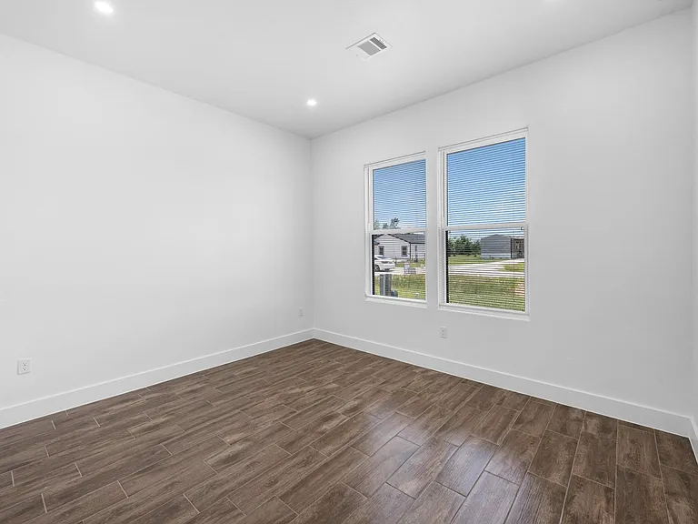 323 Road 5840 — Photo 18