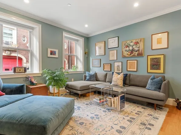 33 Winthrop St #1, Charlestown, MA 02129