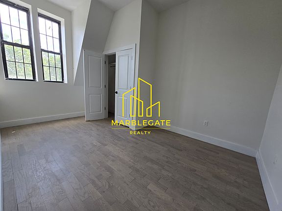 2nd image of 53 Lincoln Park #33A