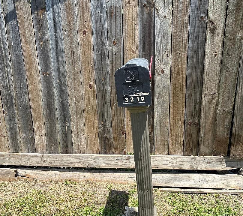 2nd image of 3219 Evella St