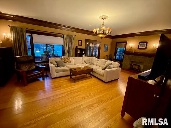 4th image of 2312 Harrison St