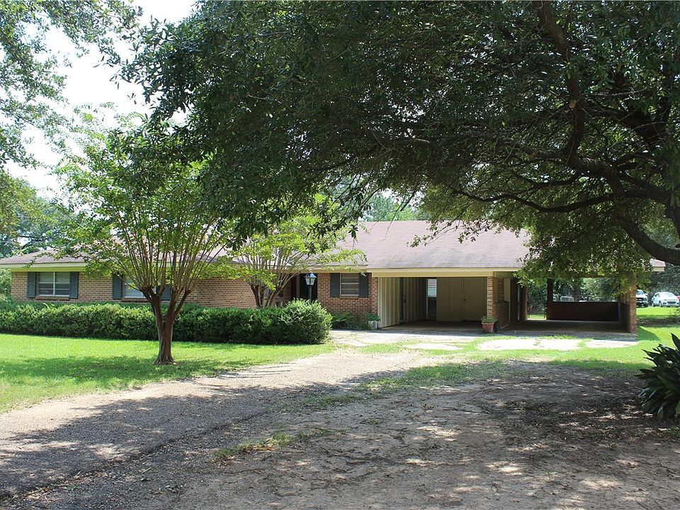 1st image of 827 Nettles Ln