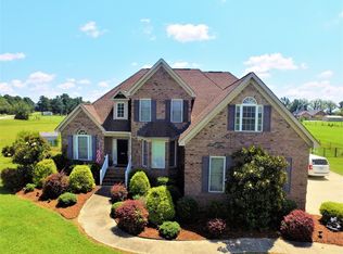 2225 Laver Ln, Greenville, NC 27858