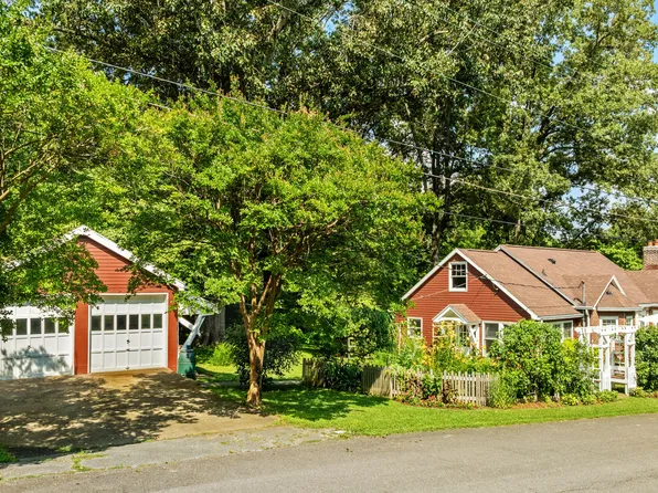 2502 Topaz St, Knoxville, TN 37917