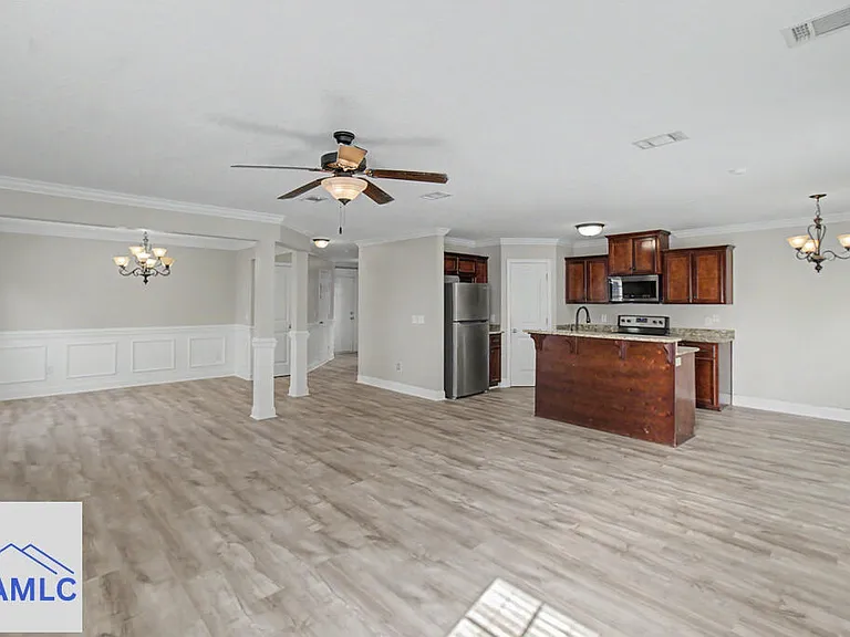 624 Amhearst Row — Photo 7