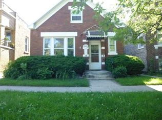 2320 Harvey Ave, Berwyn, IL