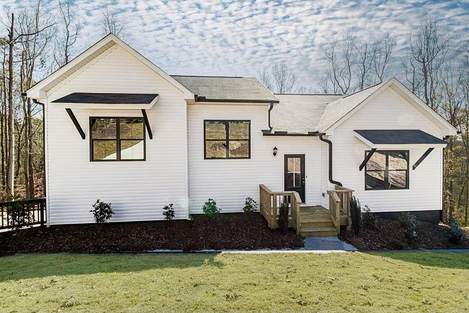 1st image of 124 S Mill Creek Ct