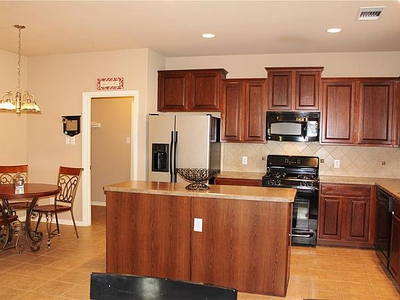 5th image of 1156 Spanish Moss Dr