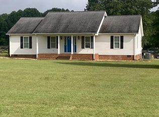 13789 Richmond Rd, Farnham, VA 22460