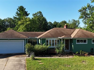 5503 W Pleasant Valley Rd, Cleveland, OH, 44129