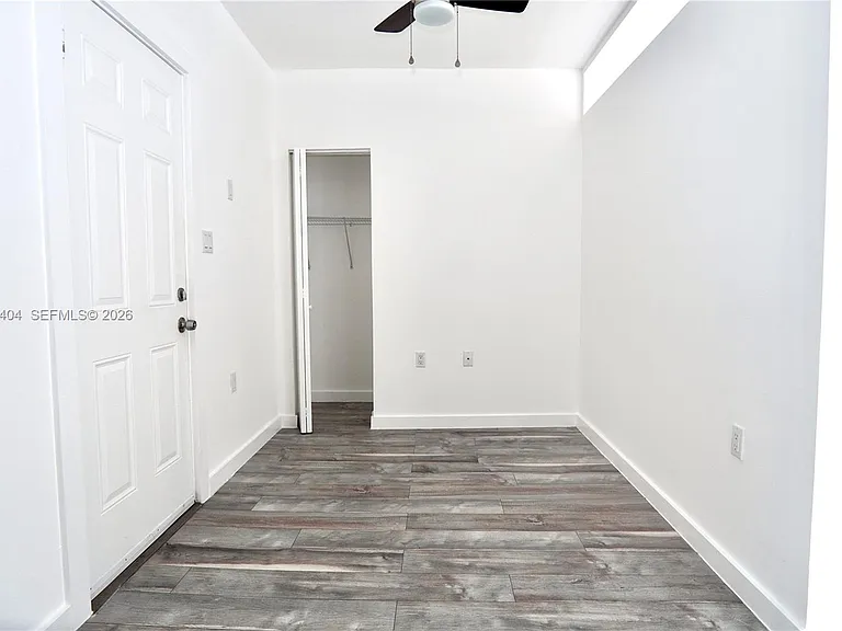 1036 SW 5th St #12 — Photo 6