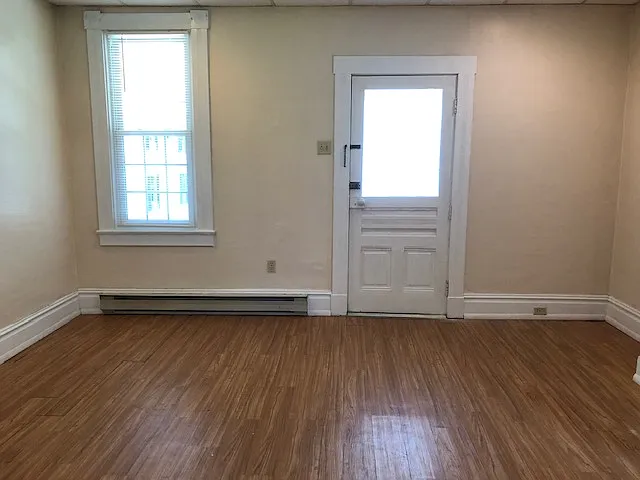 116 College Ave — Photo 2