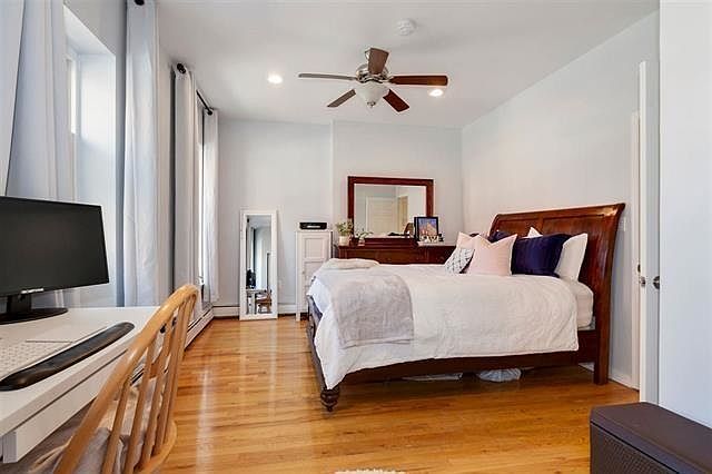 1st image of 259 Grove St #2
