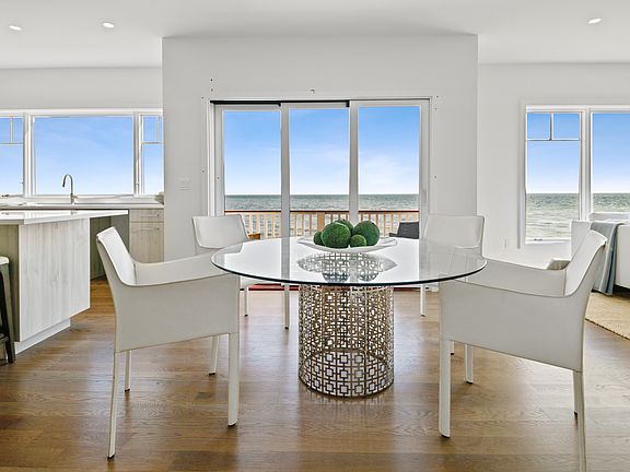 2101 Fairfield Beach Road