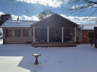 217 Lavender St, Oak Hill, WV 25901
