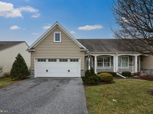 103 Waypoint Dr, Lancaster, PA 17603