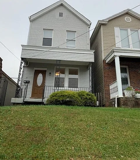 1 bed, 1.0 bath, 1100 sqft, $1,400 — Photo 1