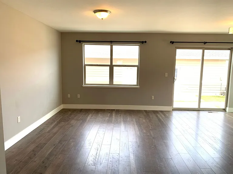 268 Andesite Ave — Photo 23