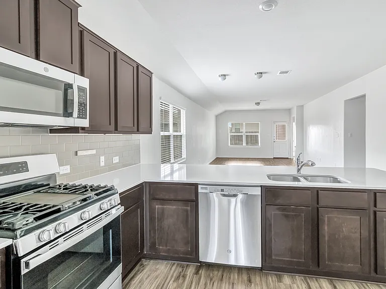 21316 Quick Fox Dr — Photo 39