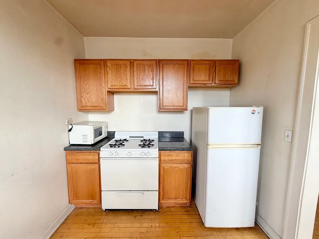 1 bed, 730 sqft, $1,745 — Photo 3