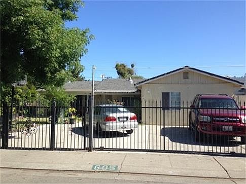 1st image of 605 Arc Ave