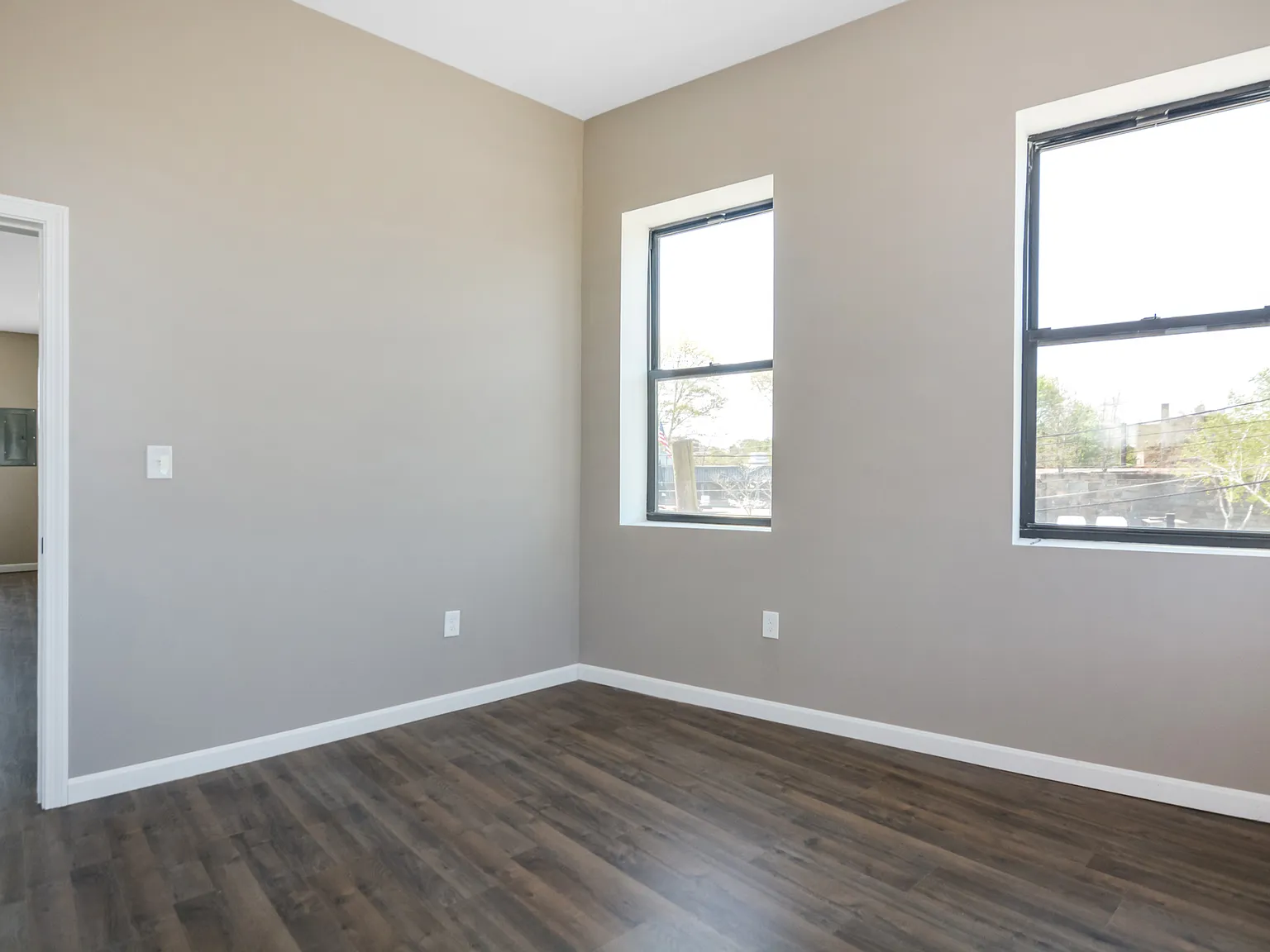 155 Crescent Street - 5 — Photo 4