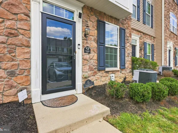 13 Tylers Ct, Somerdale, NJ 08083