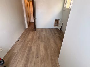 208 1st St NW, Barberton, OH 44203