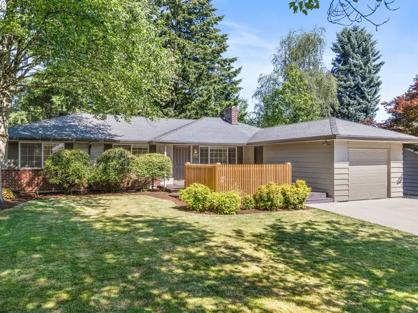 2140 SW Knollcrest Dr, Portland, OR 97225