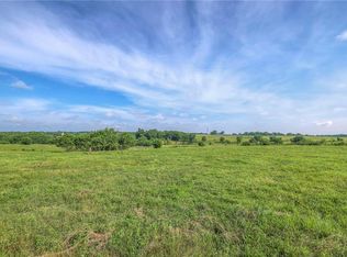 E 355th St, Garden City, MO 64747