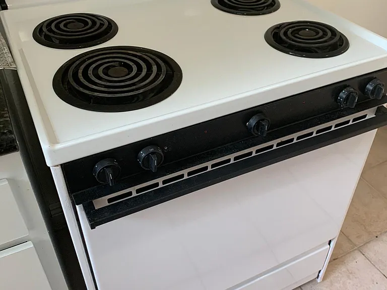 Electrical stove and oven.