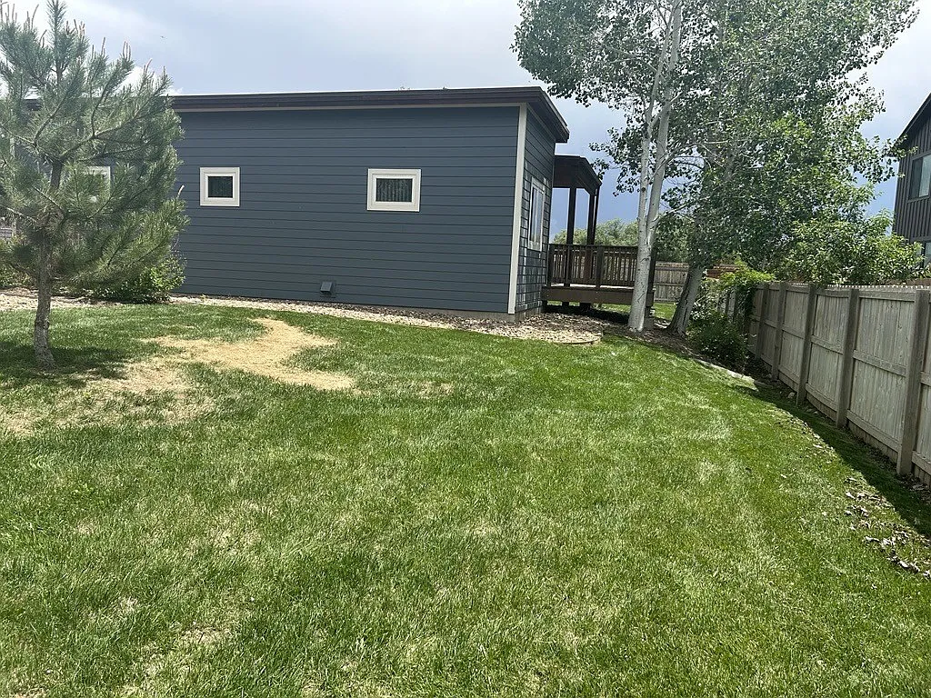 3 bed, 1800 sqft, $3,100 — Photo 2