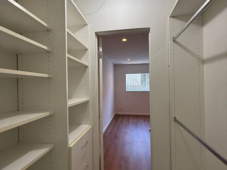 3633 Mentone Ave — Photo 13