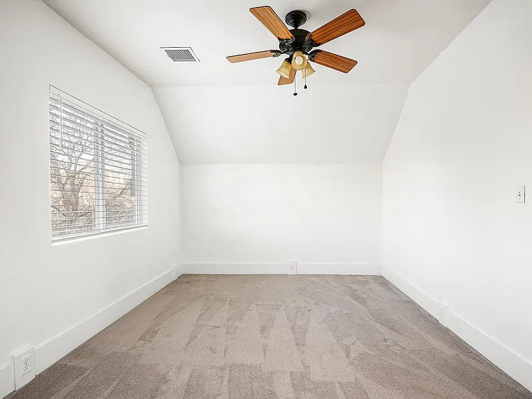 2081 N Ogden St — Photo 21
