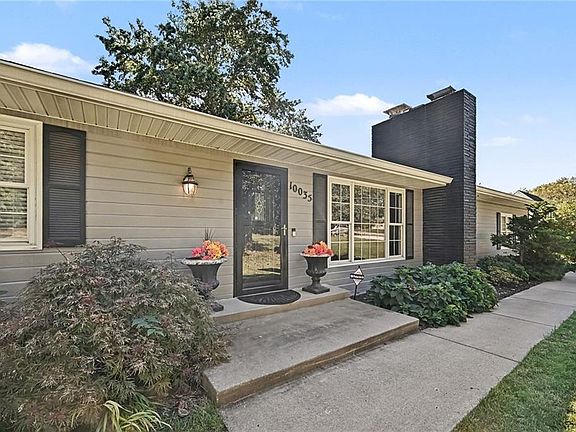 3rd image of 10035 W 55th St