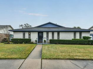 2221 Hickory Ln, Pasadena, TX 77502