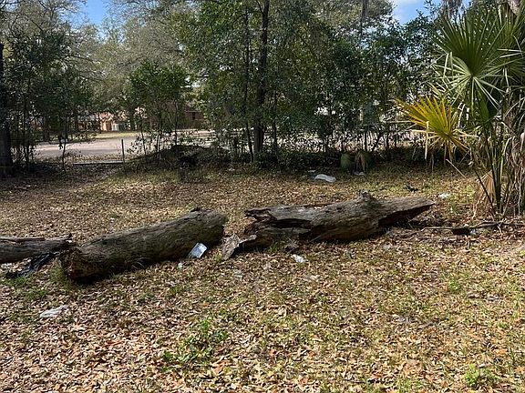 3rd image of 5846 Abelia Road