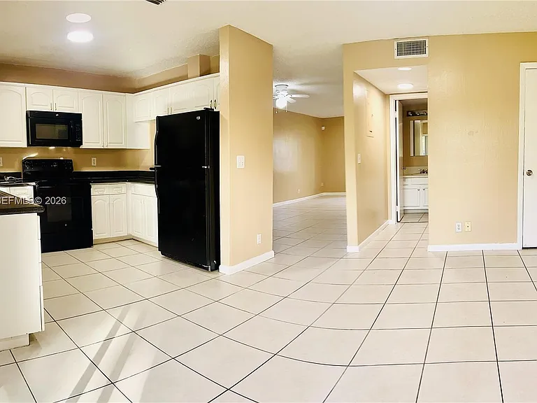 4613 NW 91st Ave — Photo 9