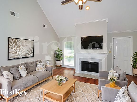 5th image of 5659 Blackburg Dr