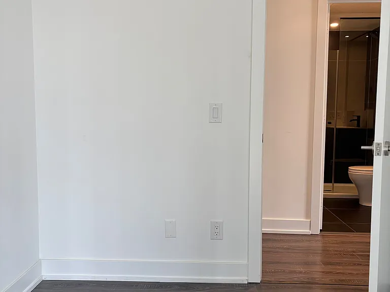 20 Edward St #904 — Photo 13