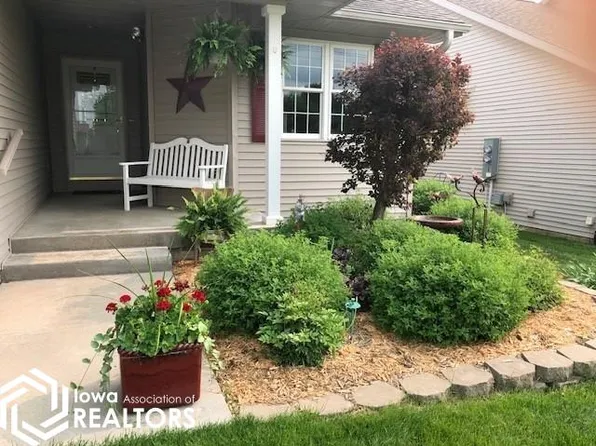 1010 W 13th St, Tama, IA 52339