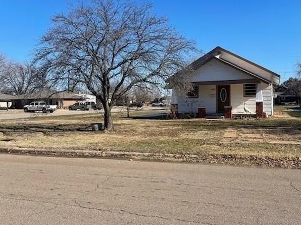402 S Monroe St, Hobart, OK 73651