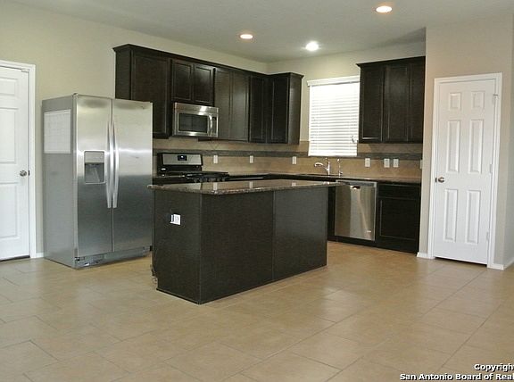 5th image of 12843 Limestone Way