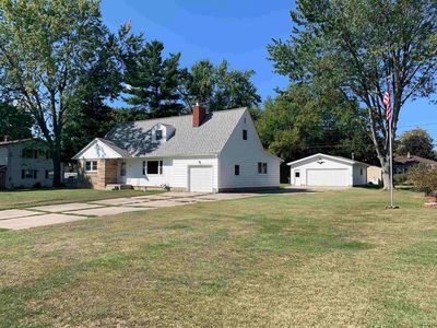 2682 Elmwood Dr, Adrian, MI, 49221