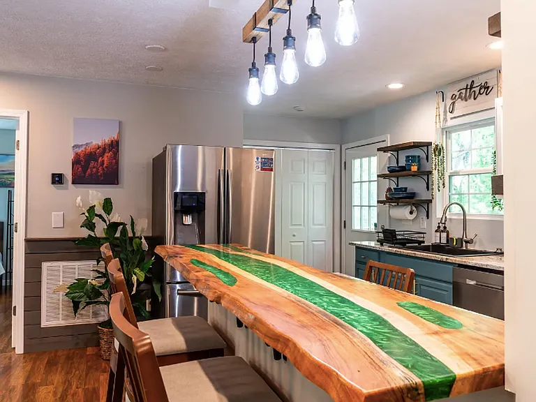 205 Star Ridge Rd — Photo 5