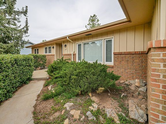 3rd image of 1059 Bonita Dr