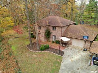 875 Country Club Rd, Metropolis, IL 62960